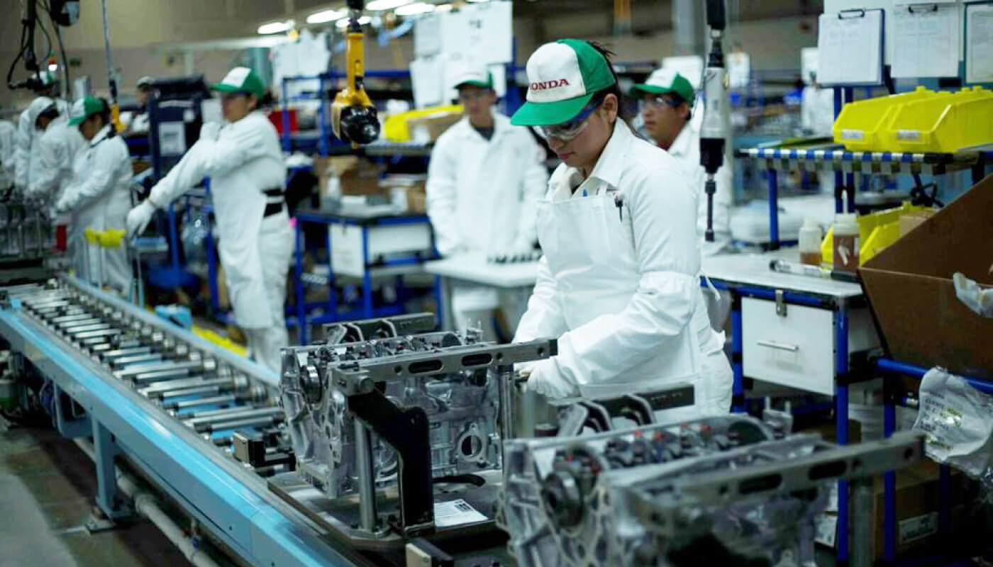 About_Honda_Marine_Largest_Engine_Maker_Zig-Zag_1400_x_800