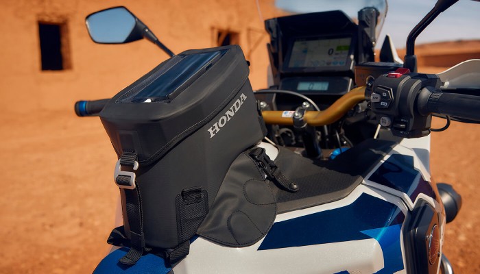 crf100africatwin-as-dct-product-page-zig-zag-img3-1400x800