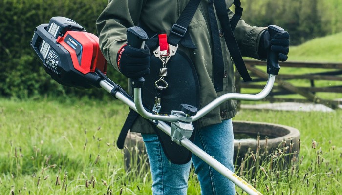 Ergonomic bull handle